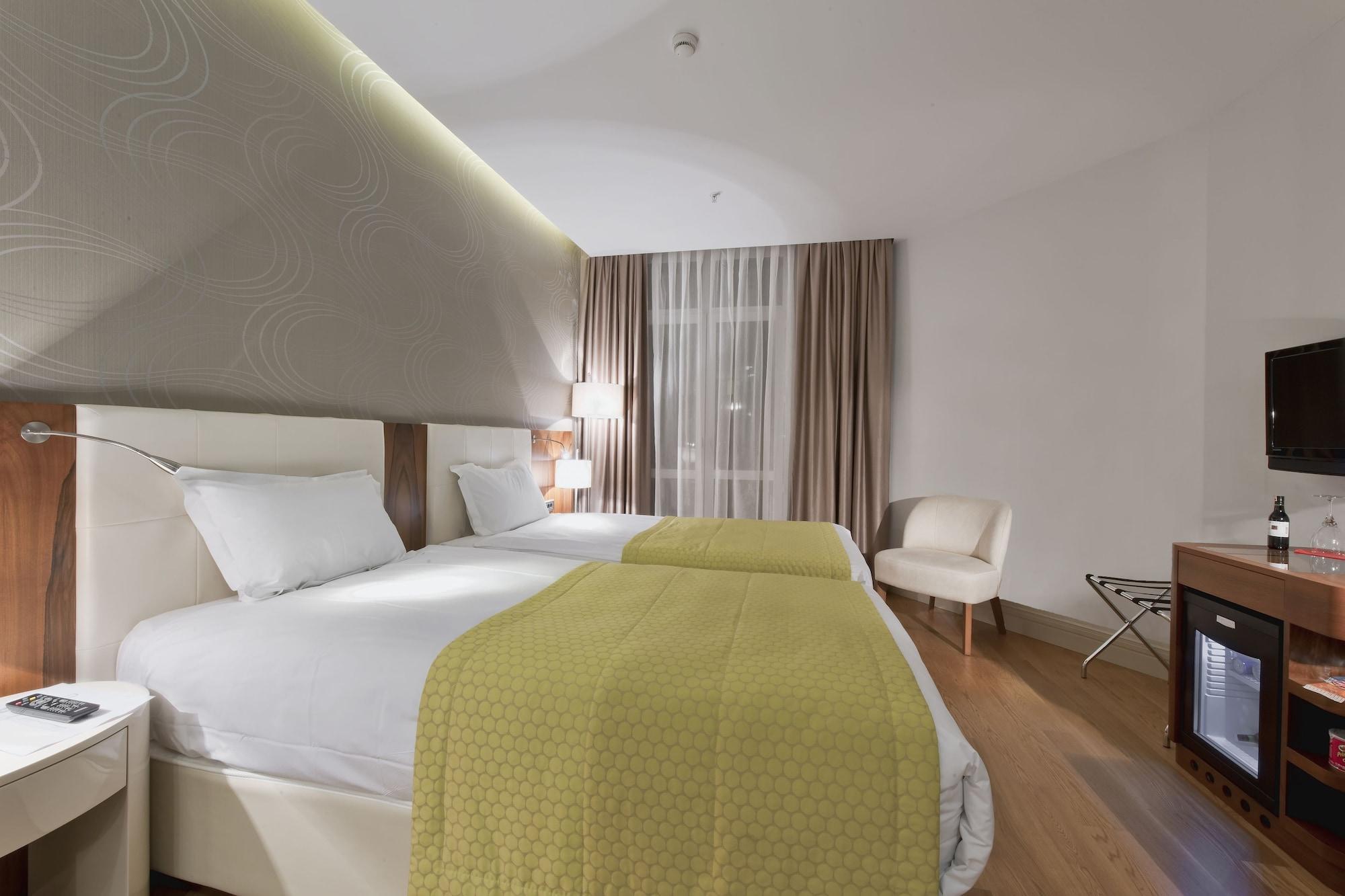 Four Points Flex By Sheraton Istanbul Taksim Square Eksteriør bilde