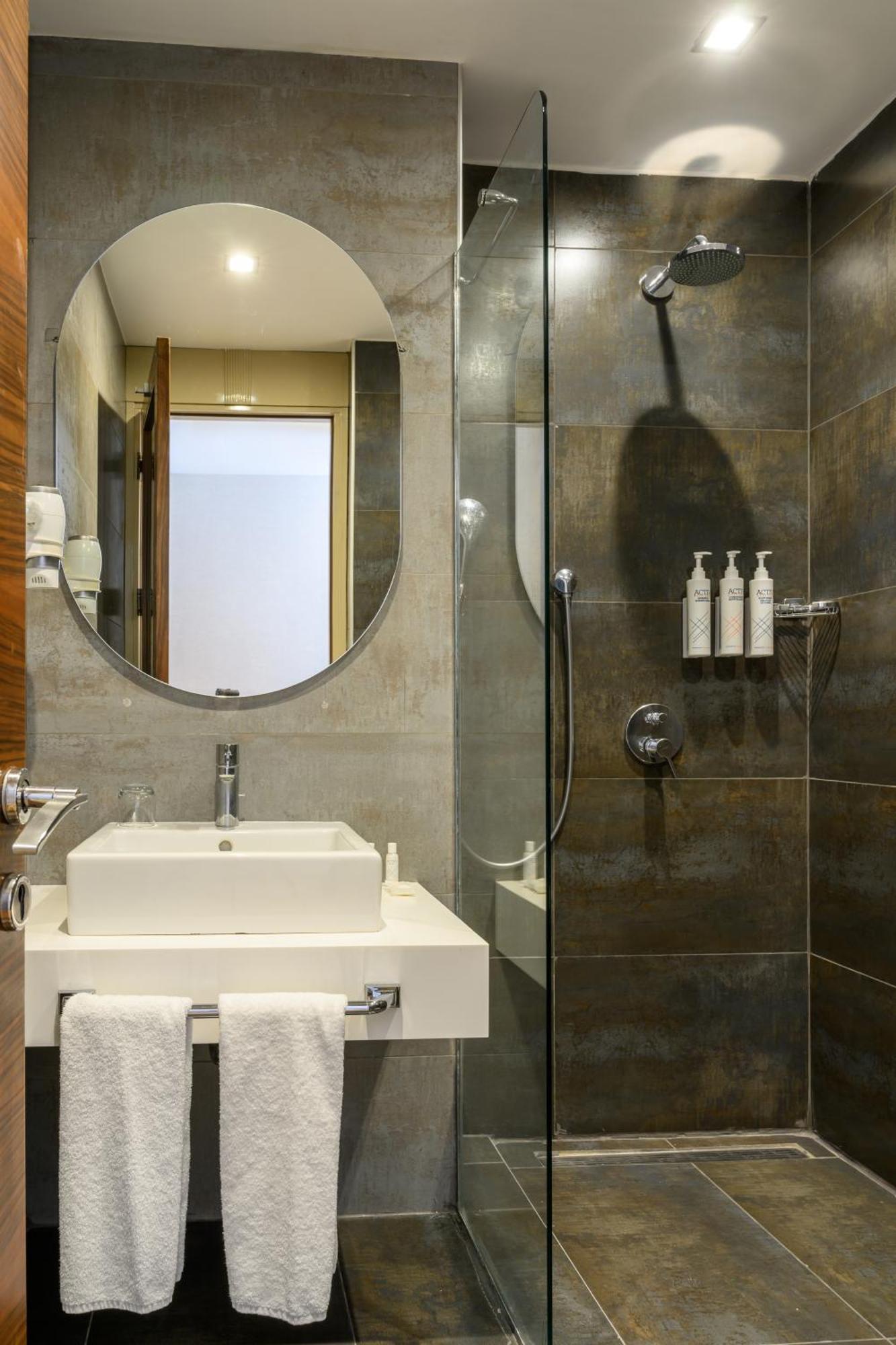 Four Points Flex By Sheraton Istanbul Taksim Square Eksteriør bilde