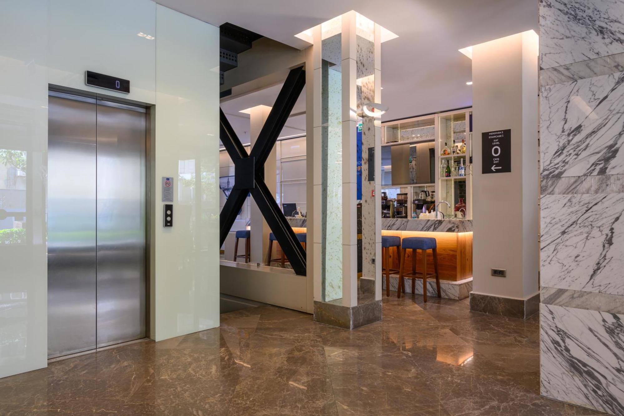 Four Points Flex By Sheraton Istanbul Taksim Square Eksteriør bilde
