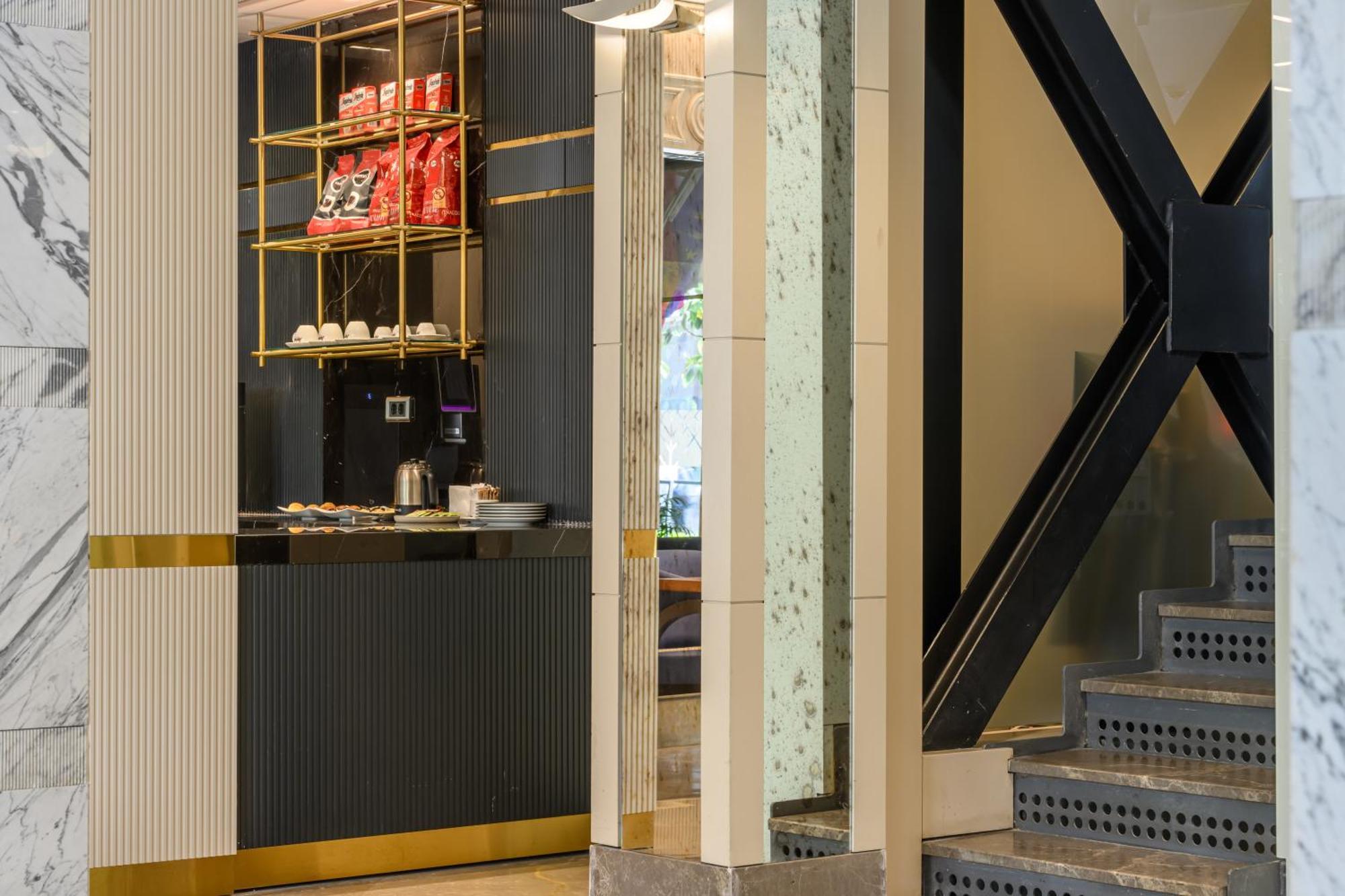 Four Points Flex By Sheraton Istanbul Taksim Square Eksteriør bilde