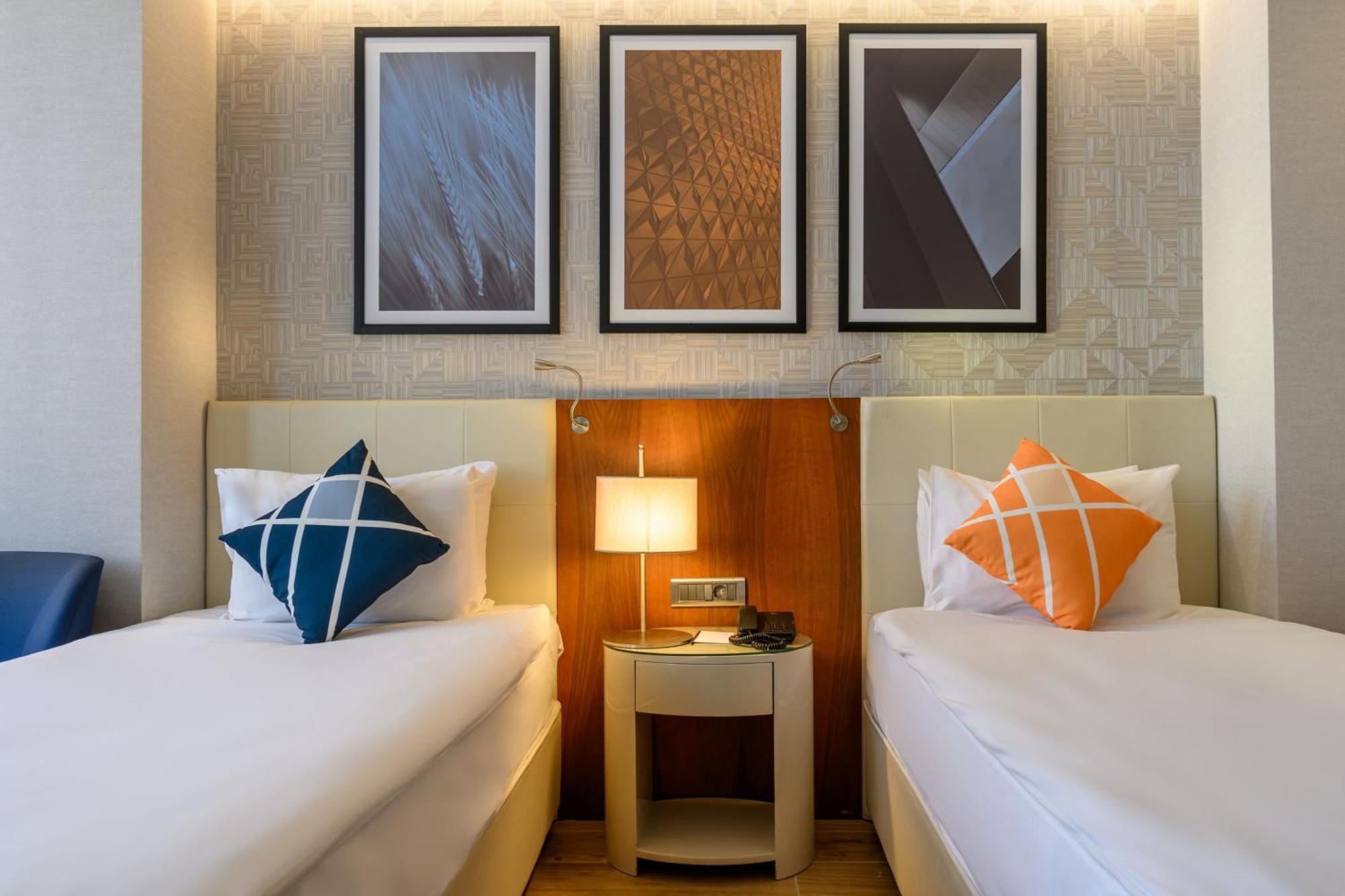 Four Points Flex By Sheraton Istanbul Taksim Square Eksteriør bilde