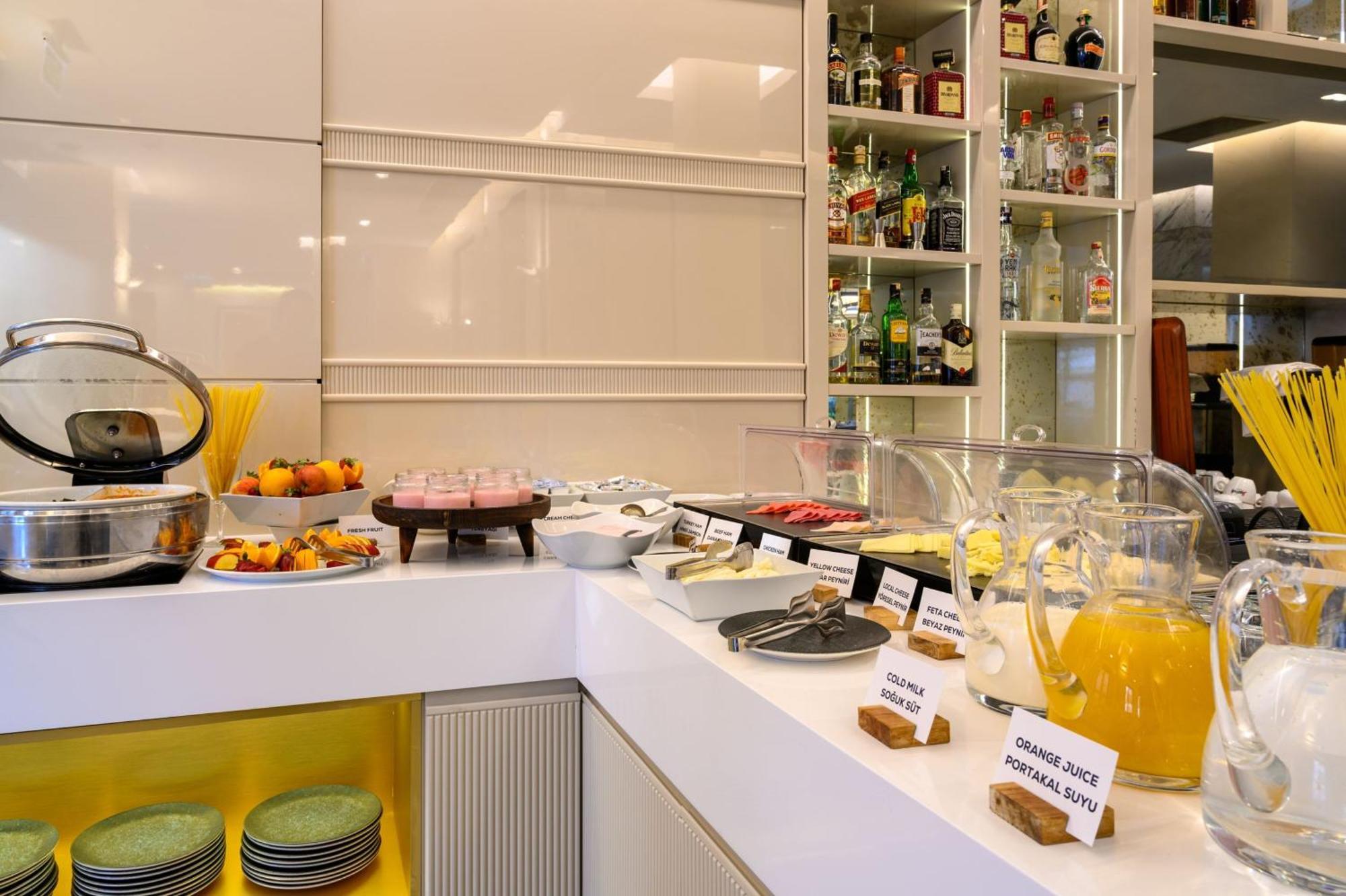 Four Points Flex By Sheraton Istanbul Taksim Square Eksteriør bilde