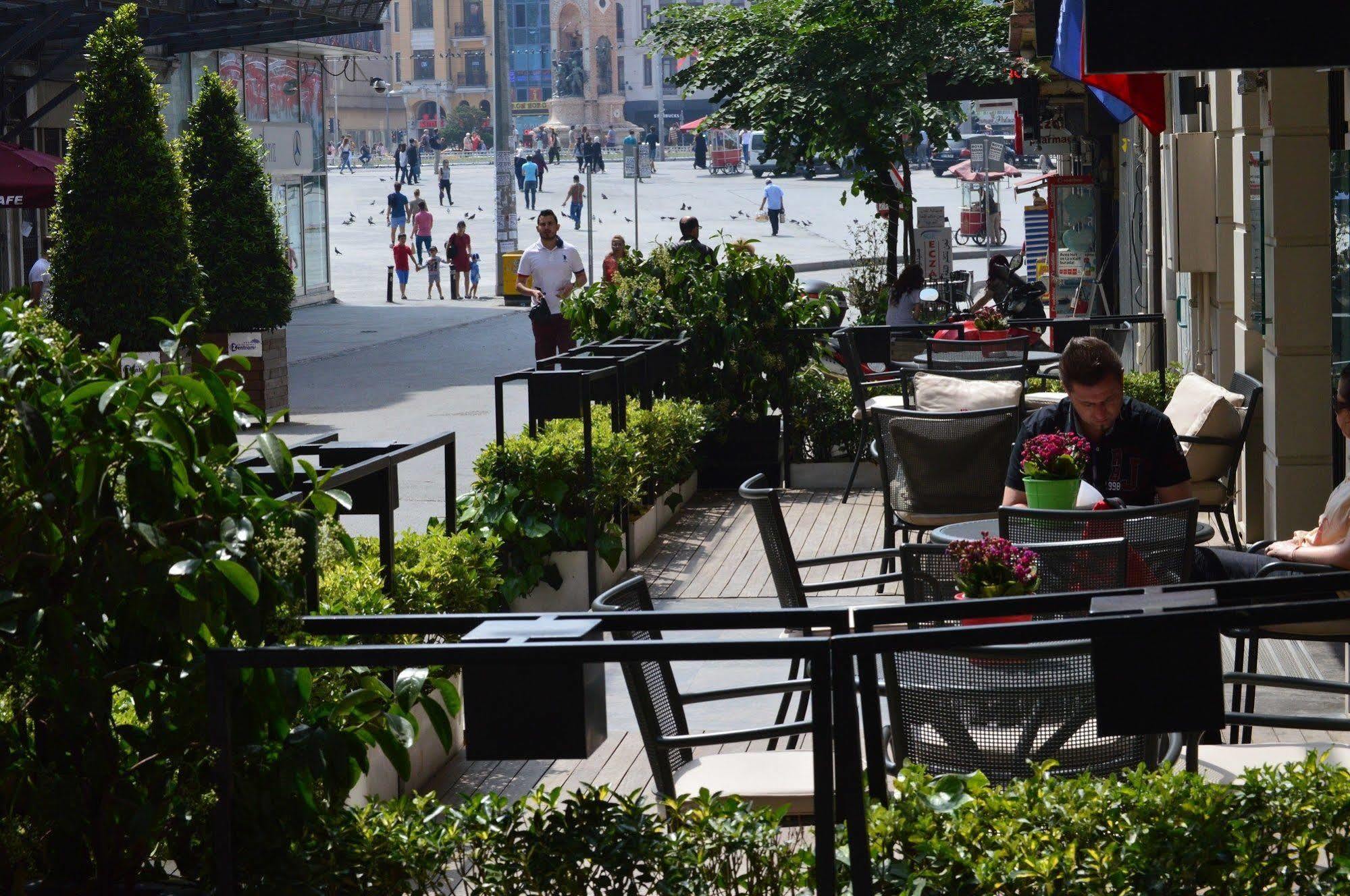 Four Points Flex By Sheraton Istanbul Taksim Square Eksteriør bilde